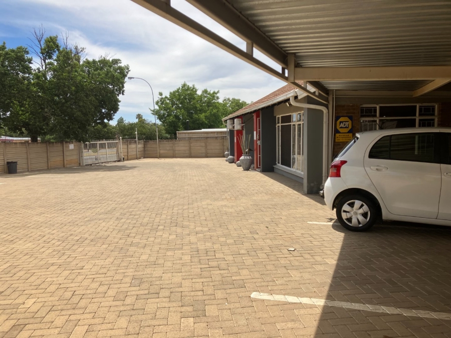 4 Bedroom Property for Sale in Fichardt Park Free State